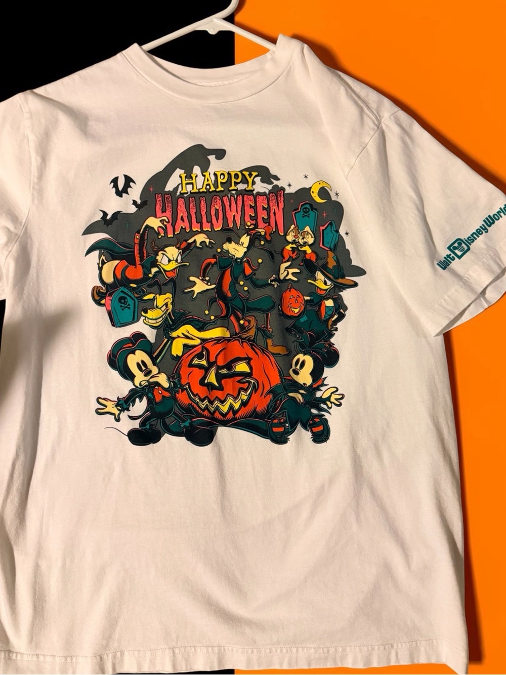 Disney Men’s White "Happy Halloween" Graphic Tee